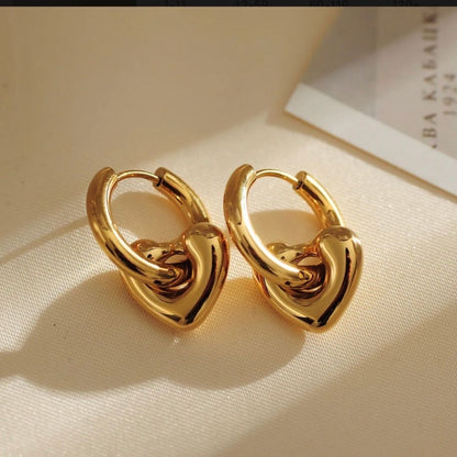 GOLD PUFFED EARRING
